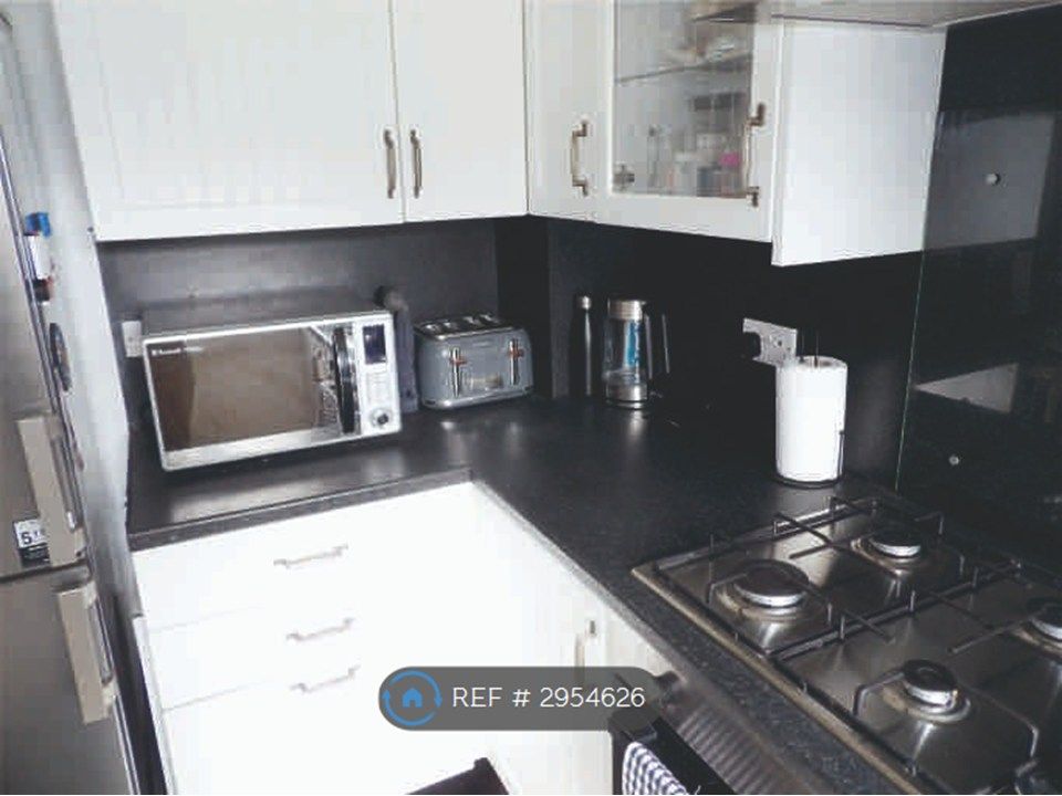 Property photo 2 of 22