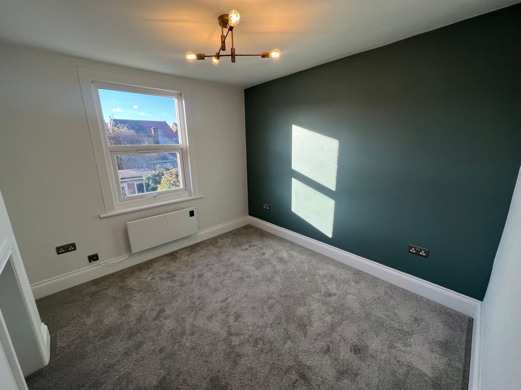 Property photo 2 of 4 Img_5673[1]