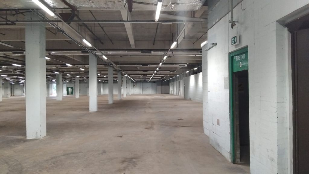 Property photo 2 of 20