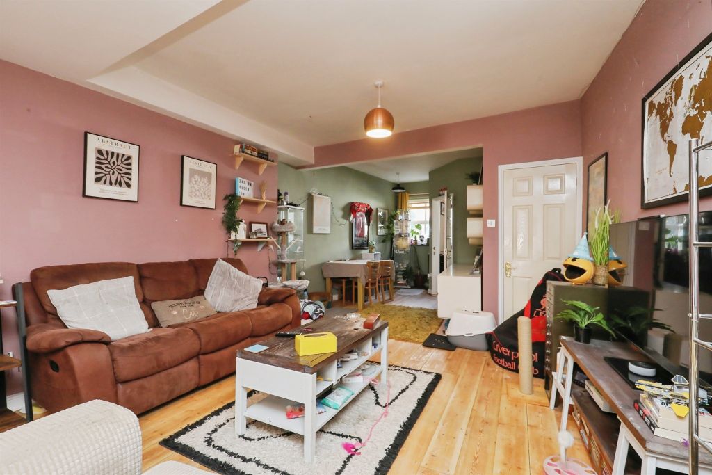 Property photo 3 of 17