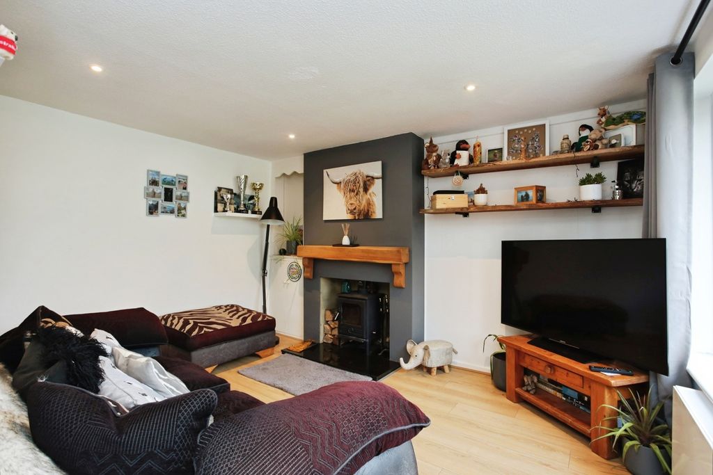 Property photo 2 of 13 Photo