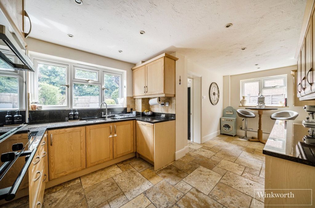 Property photo 3 of 18 Picture No. 02