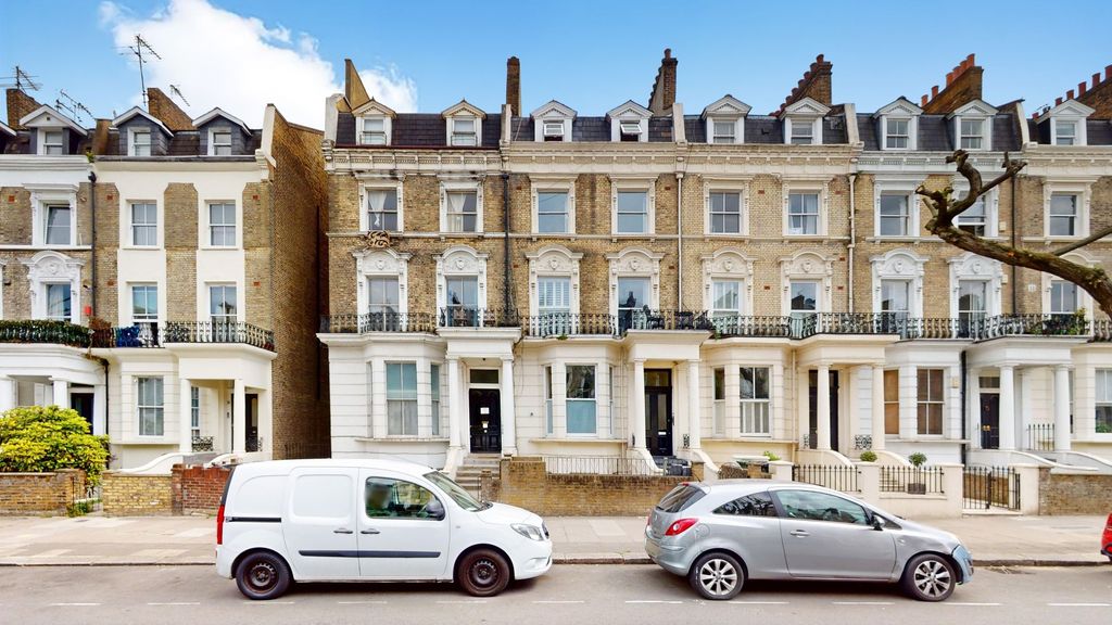 Property photo 1 of 8