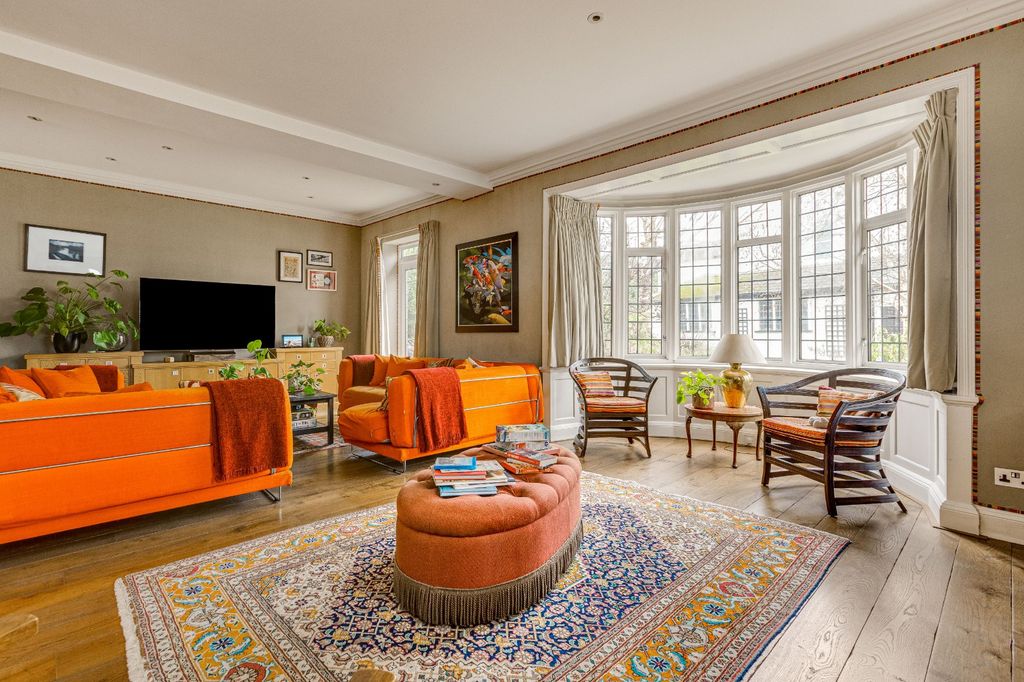 Property photo 1 of 22