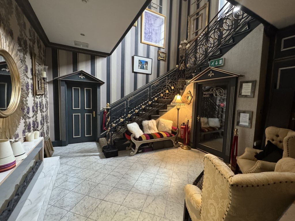 Property photo 3 of 36 3