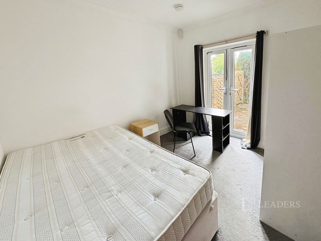 Property photo 2 of 9 Pbox-Img.Jpg