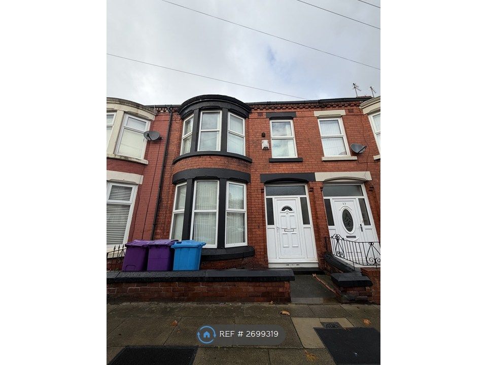 Property photo 1 of 12