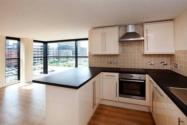 Property photo 2 of 6 Kitchen