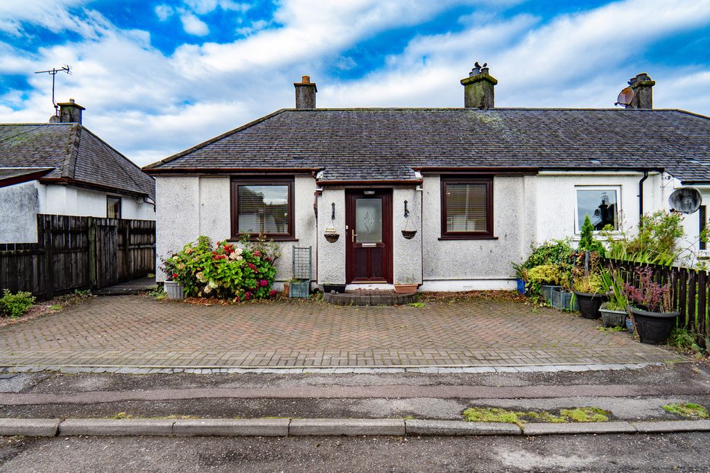 Property photo 1 of 39