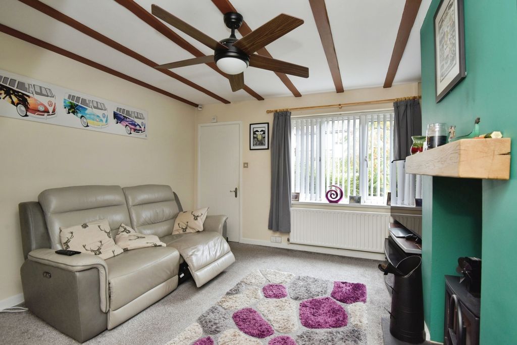 Property photo 2 of 16 Pbox-Img.Jpg