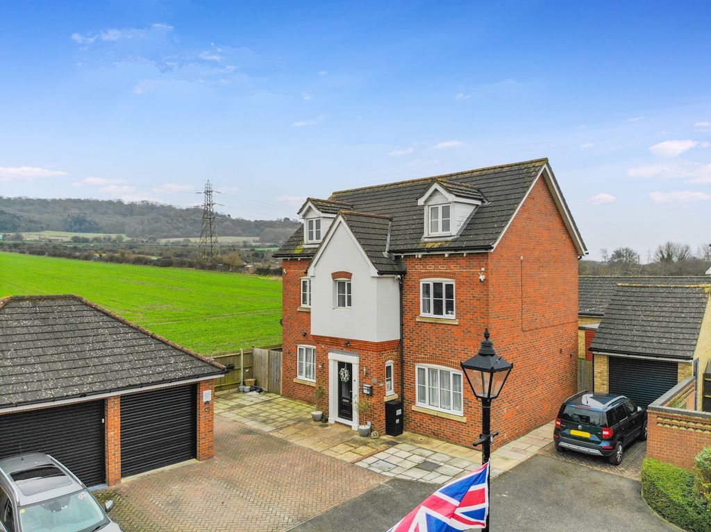 Property photo 1 of 21