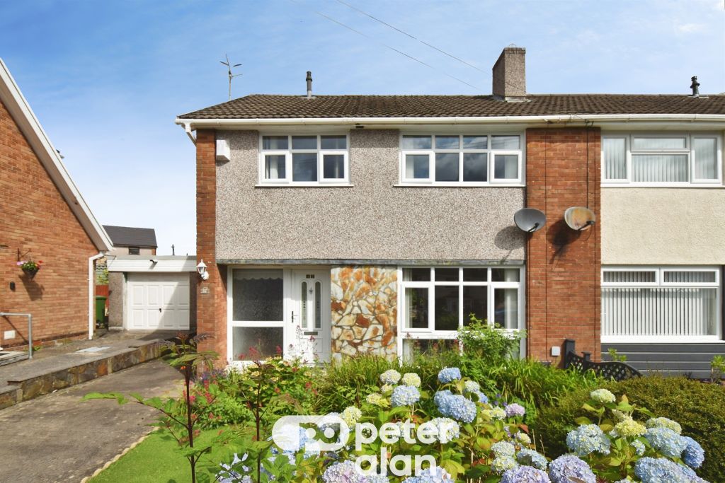 Property photo 2 of 26