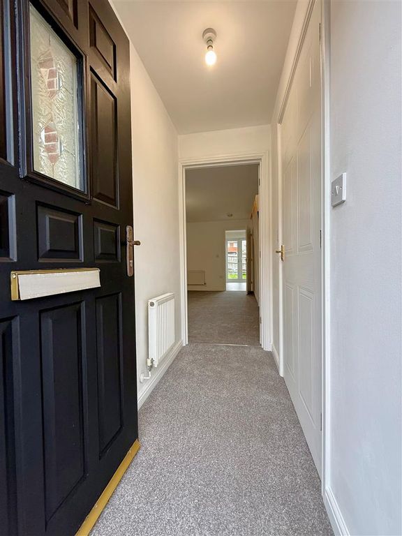 Property photo 2 of 13 Hallway.Jpg