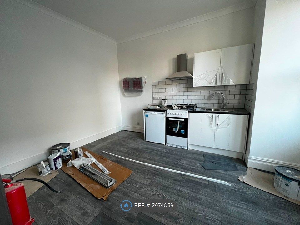 Property photo 1 of 2