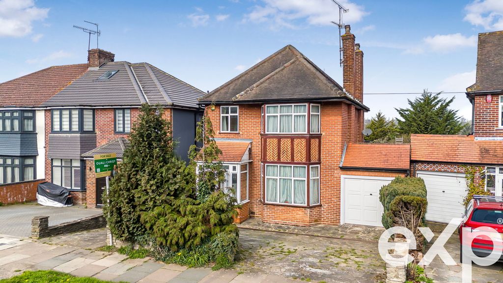 Property photo 2 of 22