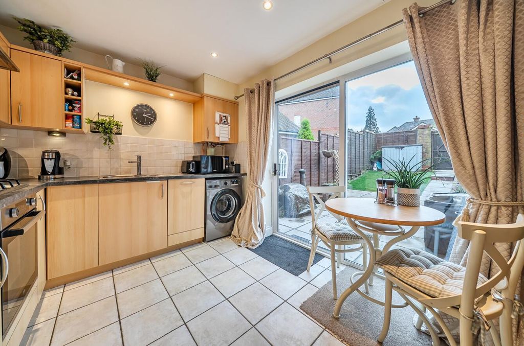 Property photo 3 of 19