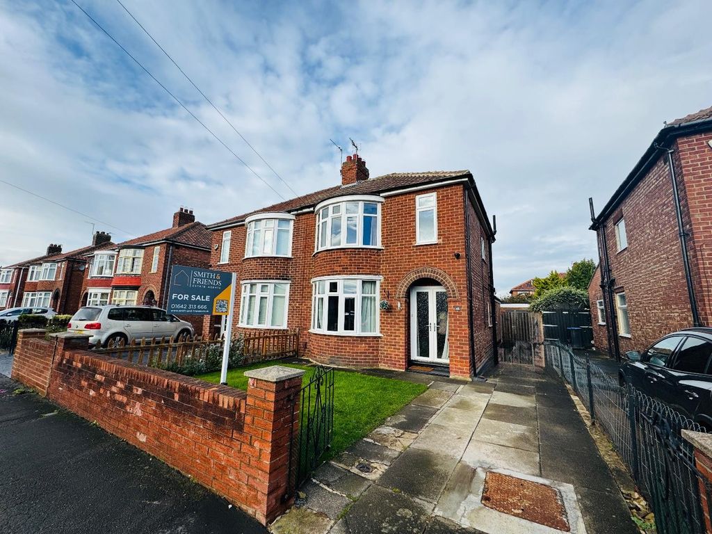 Property photo 1 of 15 Front