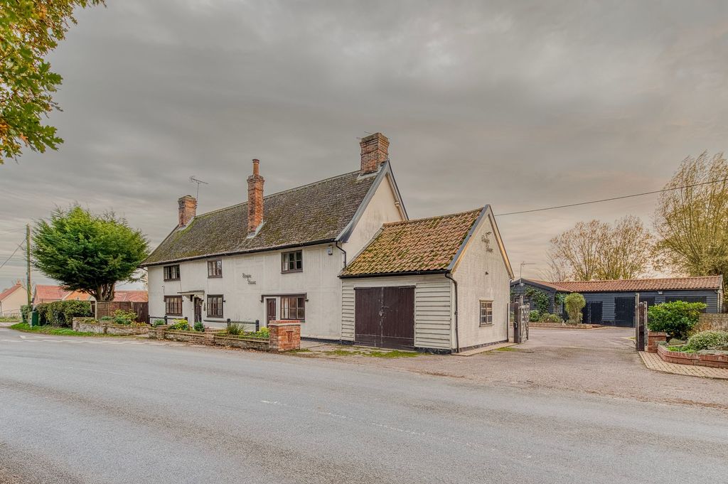 Property photo 1 of 31