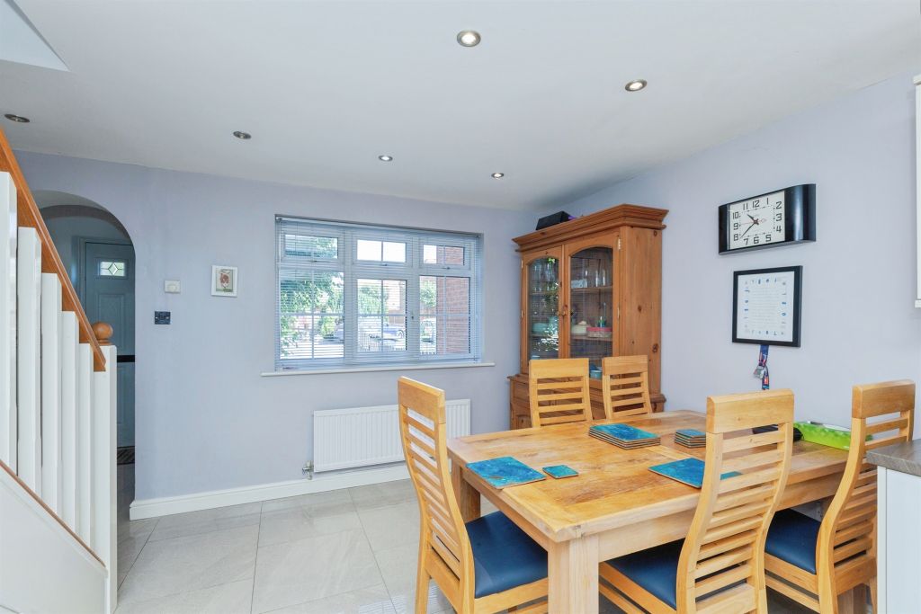 Property photo 3 of 24