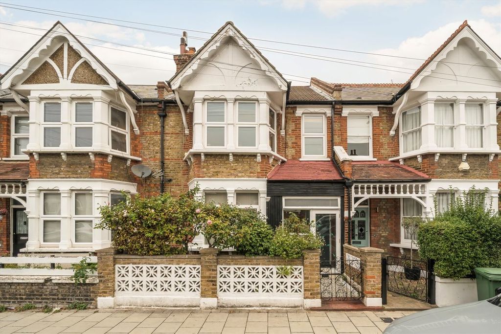 Property photo 1 of 7