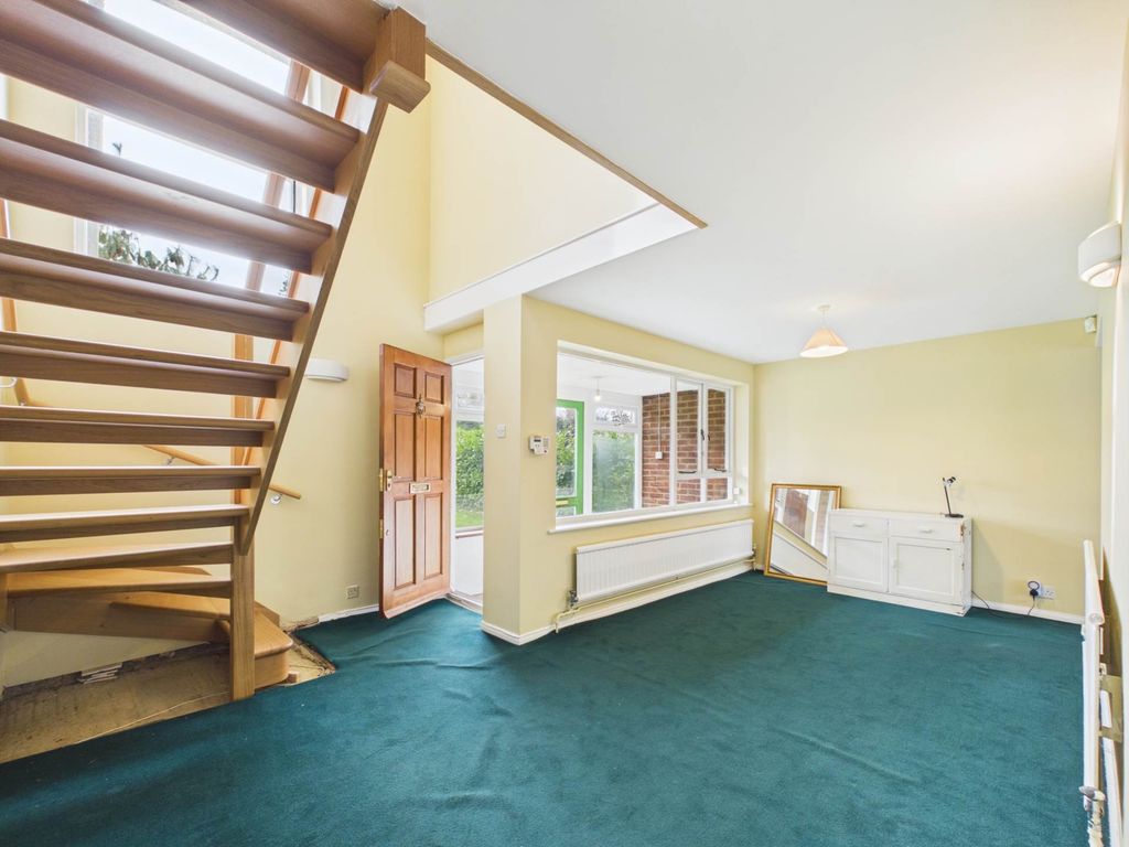 Property photo 3 of 20