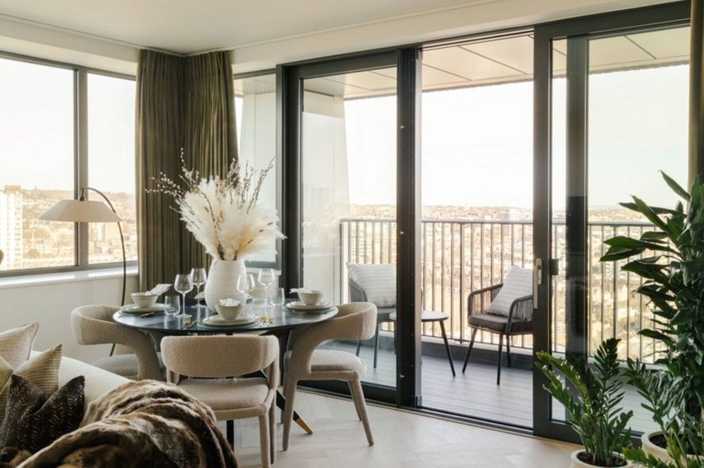 Property photo 3 of 22