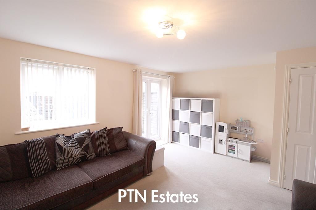 Property photo 3 of 16 Lounge 2 .Jpg