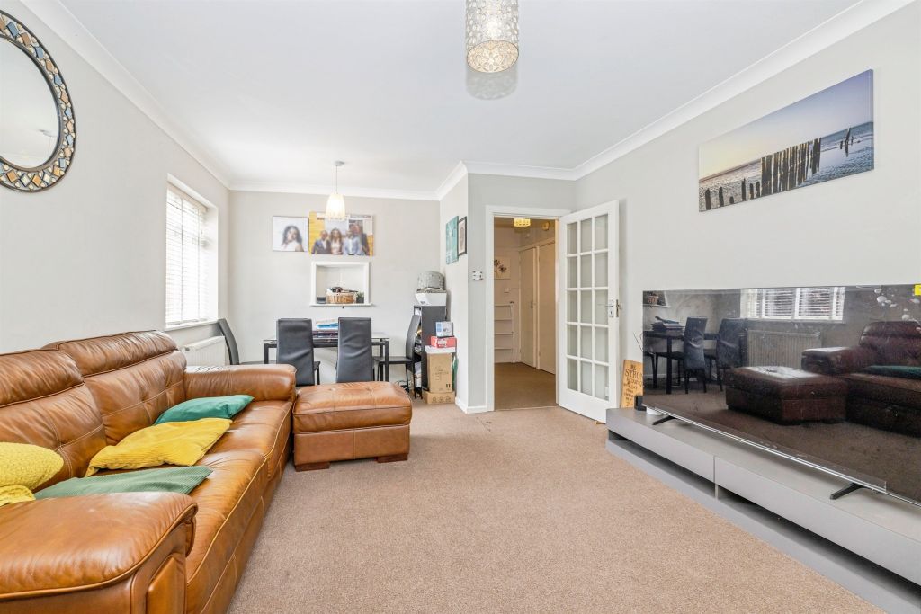 Property photo 3 of 13