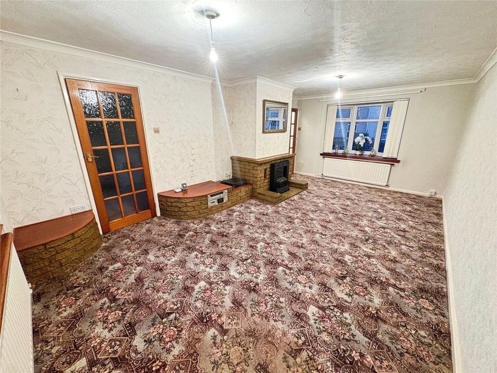 Property photo 2 of 31 Picture No. 02