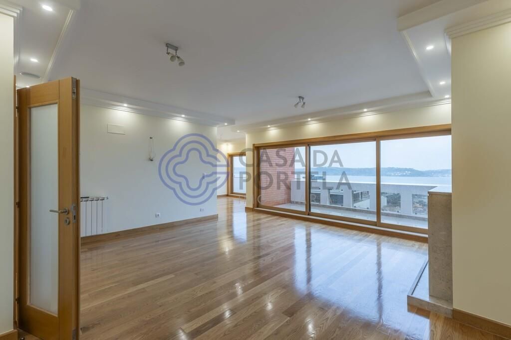 Property photo 3 of 56