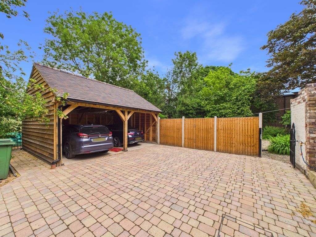 Property photo 3 of 42 Photo 45