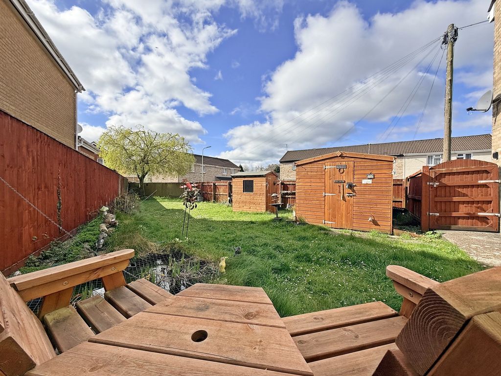 Property photo 2 of 24 Rear Garden