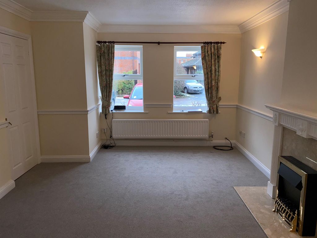 Property photo 3 of 13 Living Room