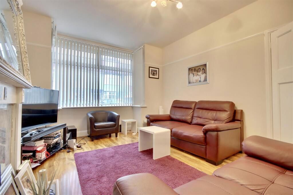 Property photo 3 of 18