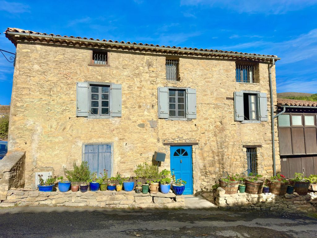 Property photo 1 of 32