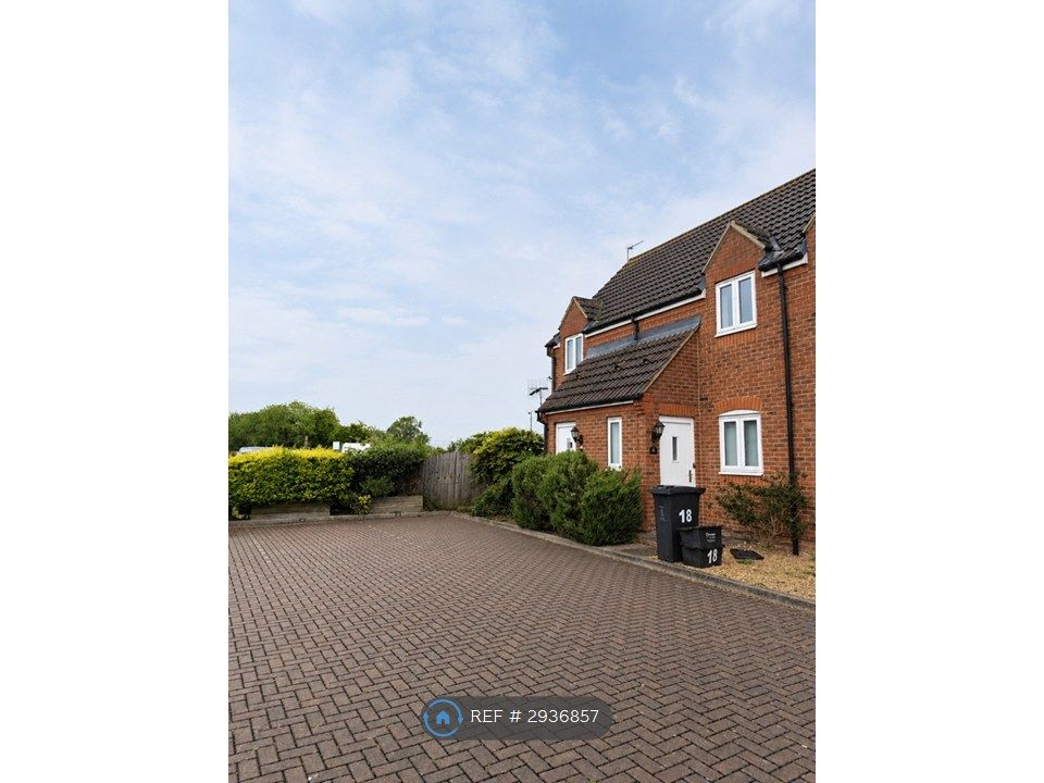 Property photo 1 of 7 Street View/Parking Space