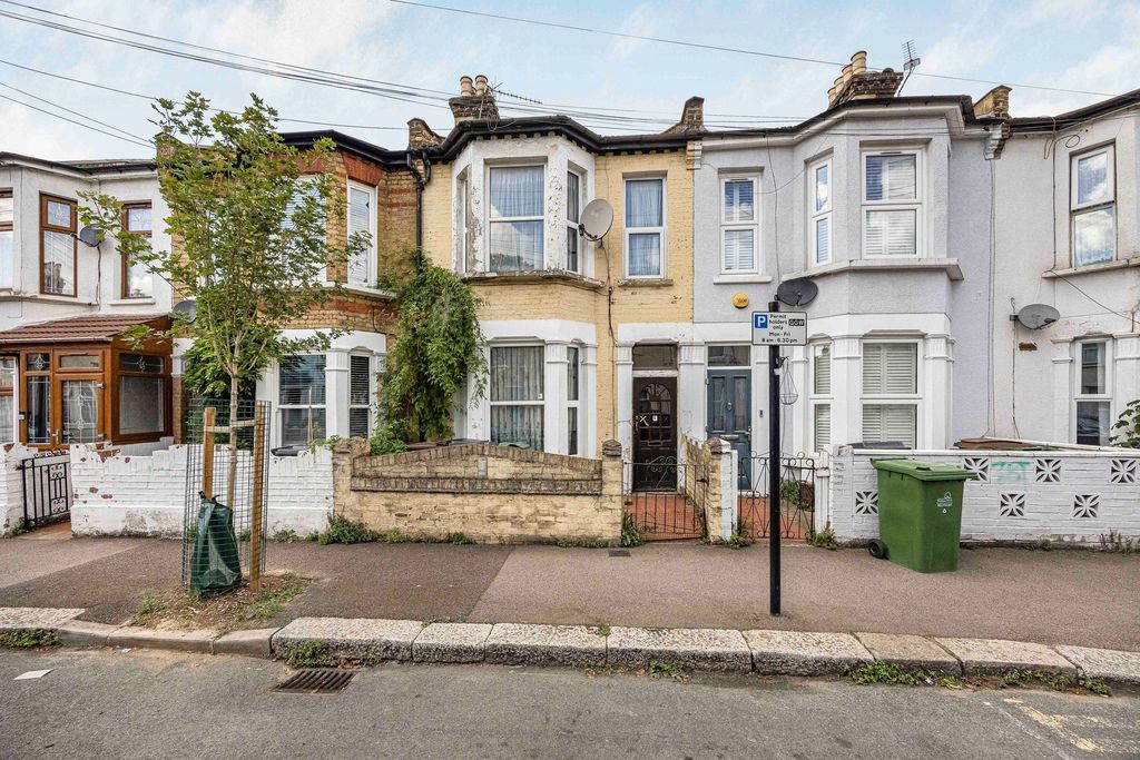 Property photo 1 of 14