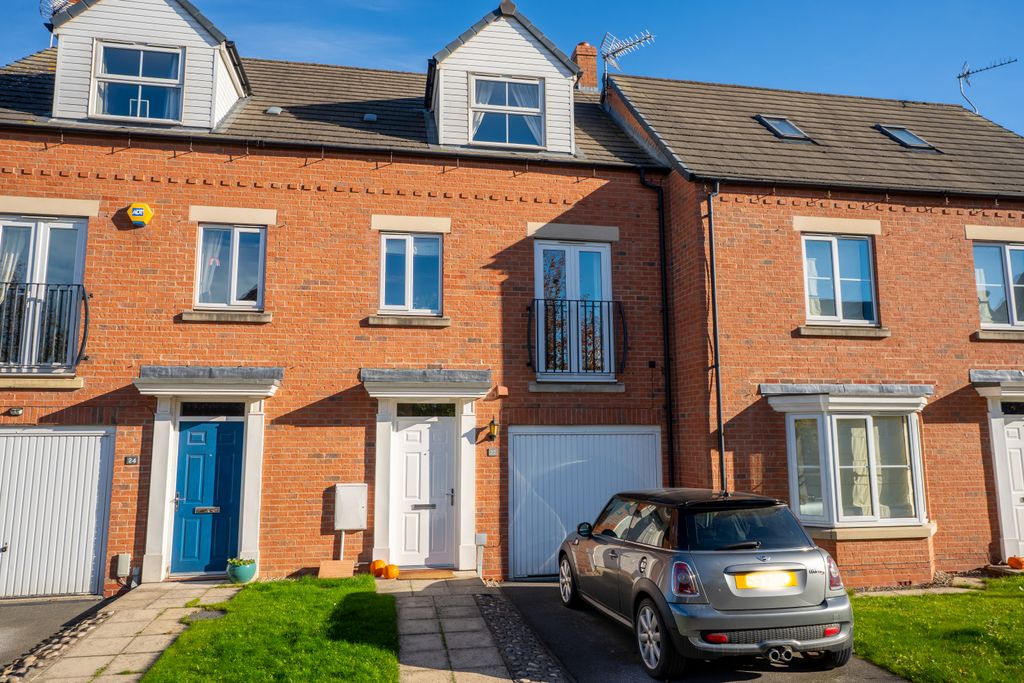 Property photo 1 of 22 22Moorlandway3