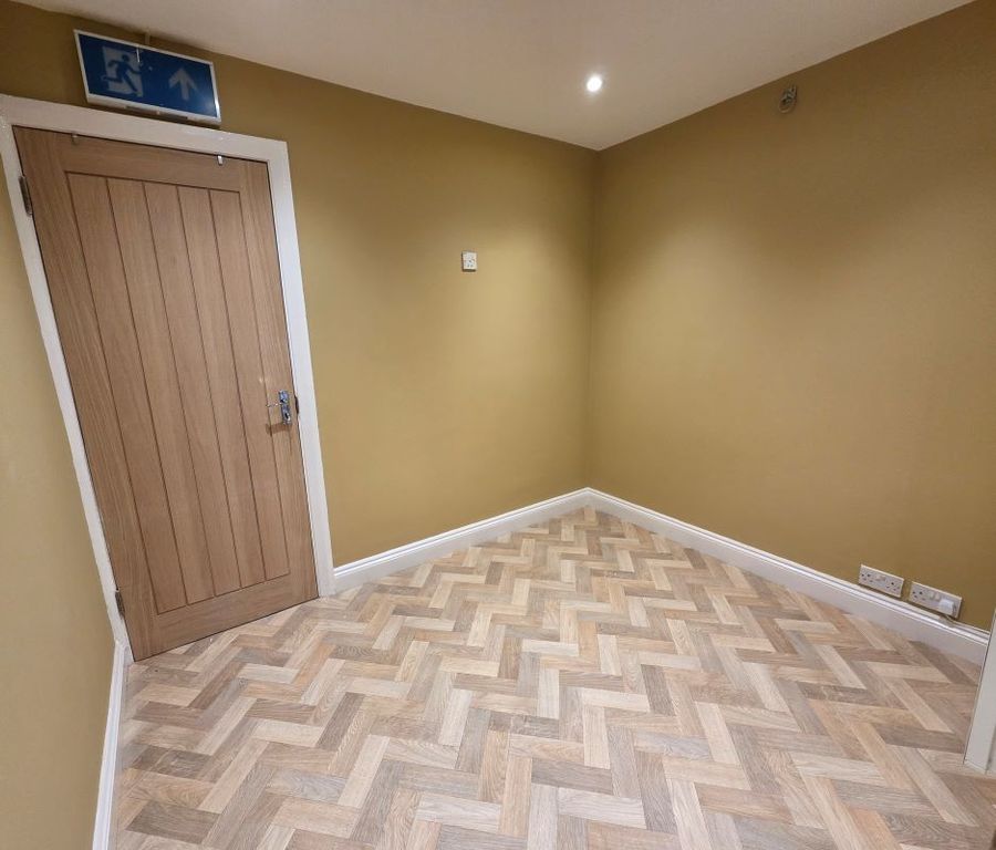 Property photo 2 of 29