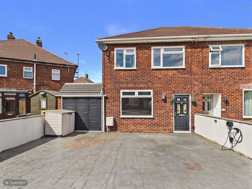 Property photo 1 of 25