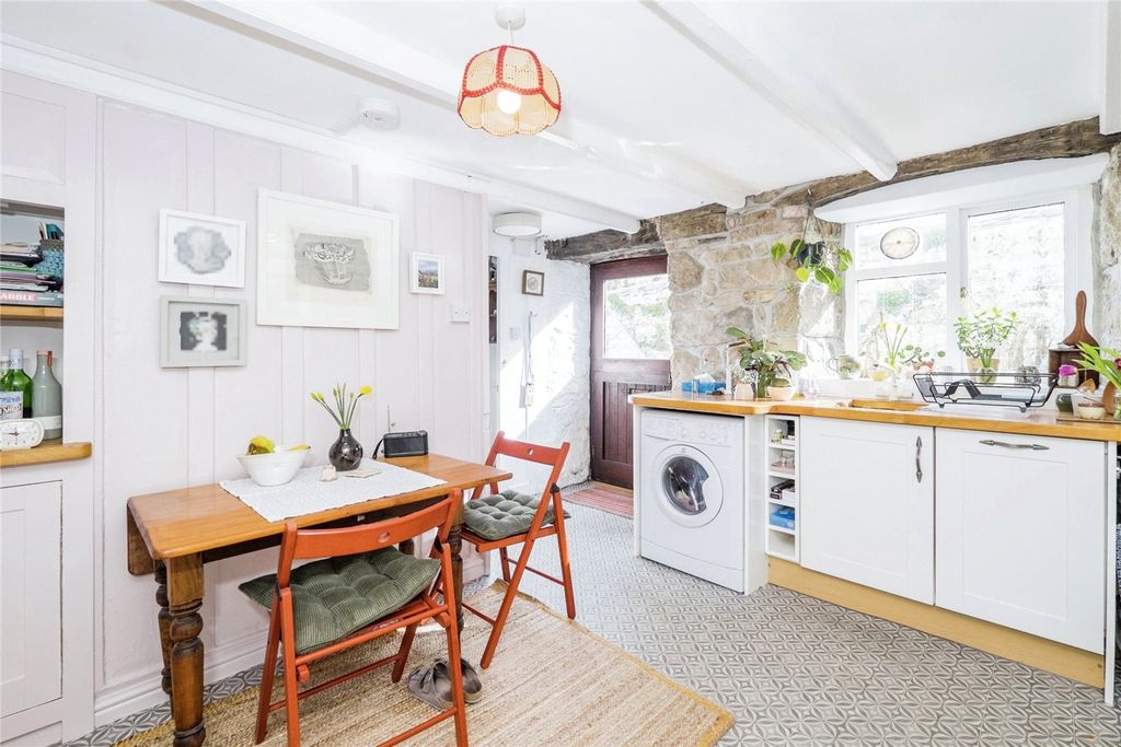 Property photo 2 of 15 Kitchen