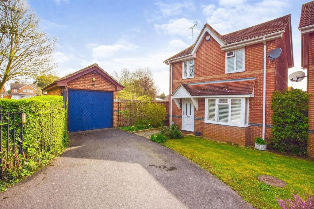 Property photo 1 of 16