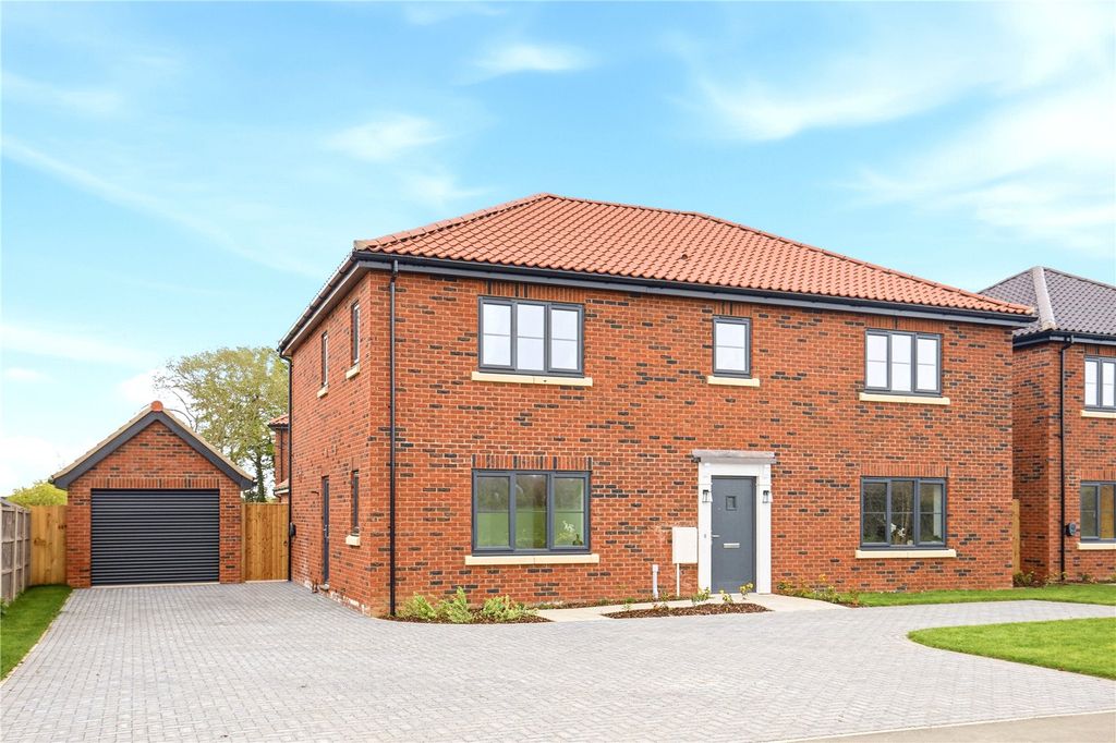 Property photo 1 of 31 Picture No. 03