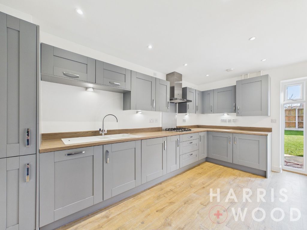 Property photo 2 of 31 5002292