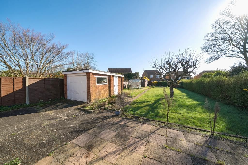 Property photo 2 of 19 Garden View