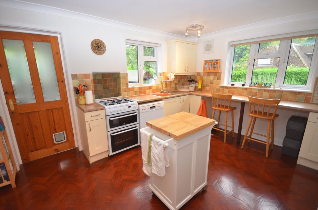 Property photo 3 of 12 Picture No. 18