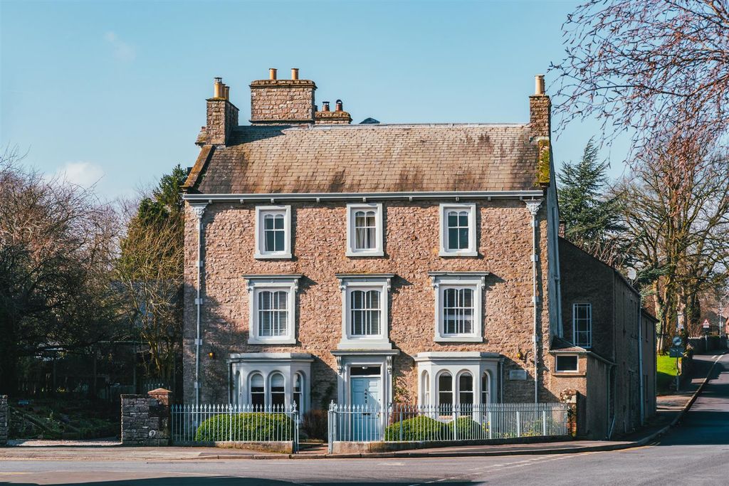 Property photo 1 of 53 Exterior And Gardens