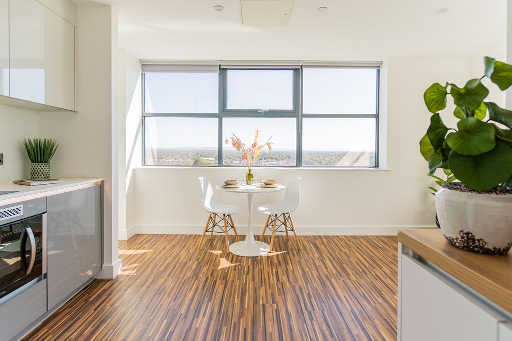 Property photo 3 of 12