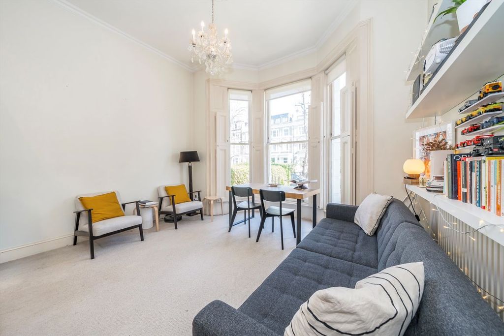 Property photo 2 of 6