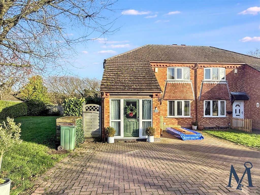 Property photo 1 of 25 Driveway